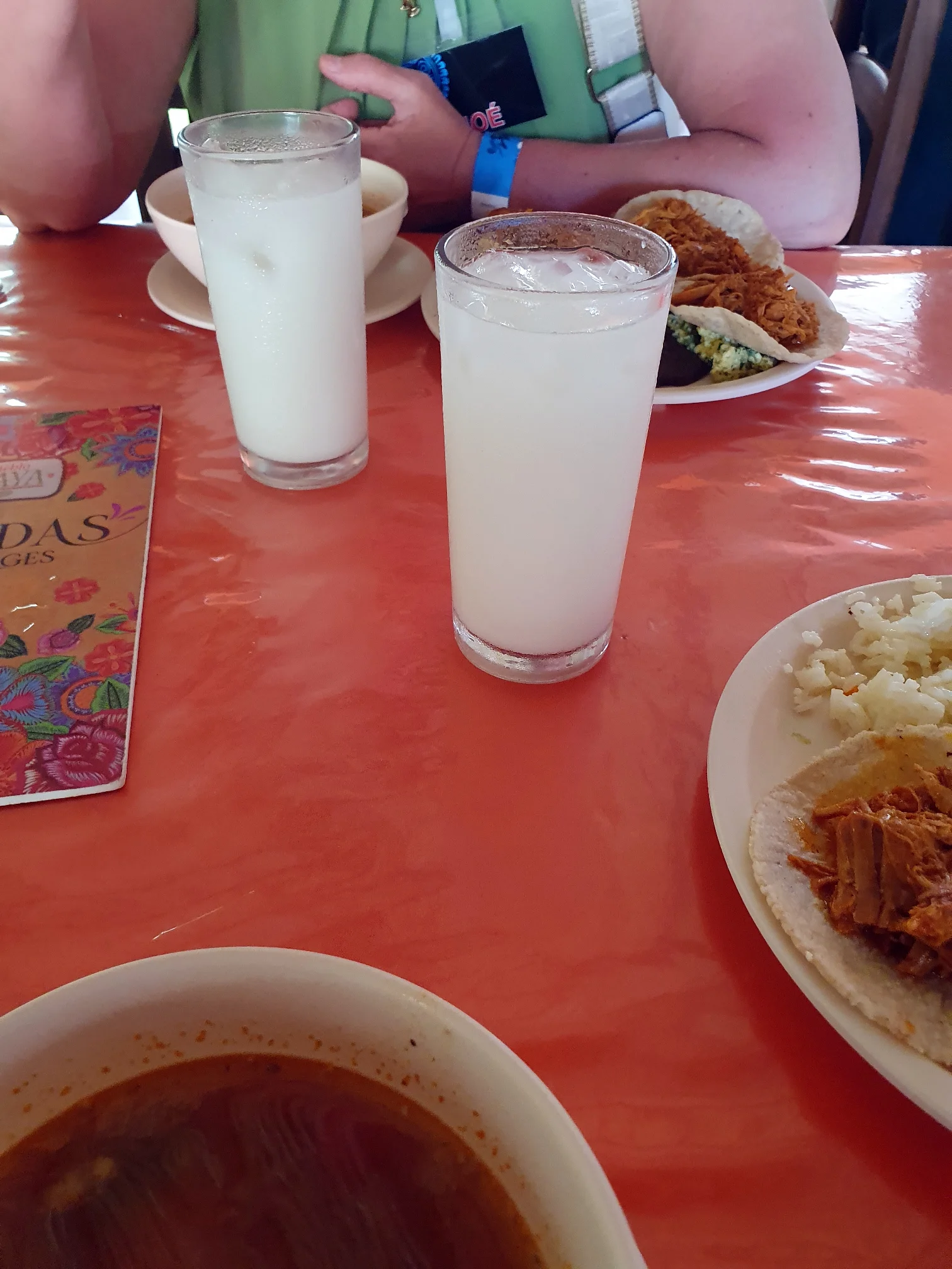 <img alt="" src="/user/pages/tecartmedia/mexiko/chichen-itza/chichen-itza-mittagsessen/20250205_104123.webp?title" />