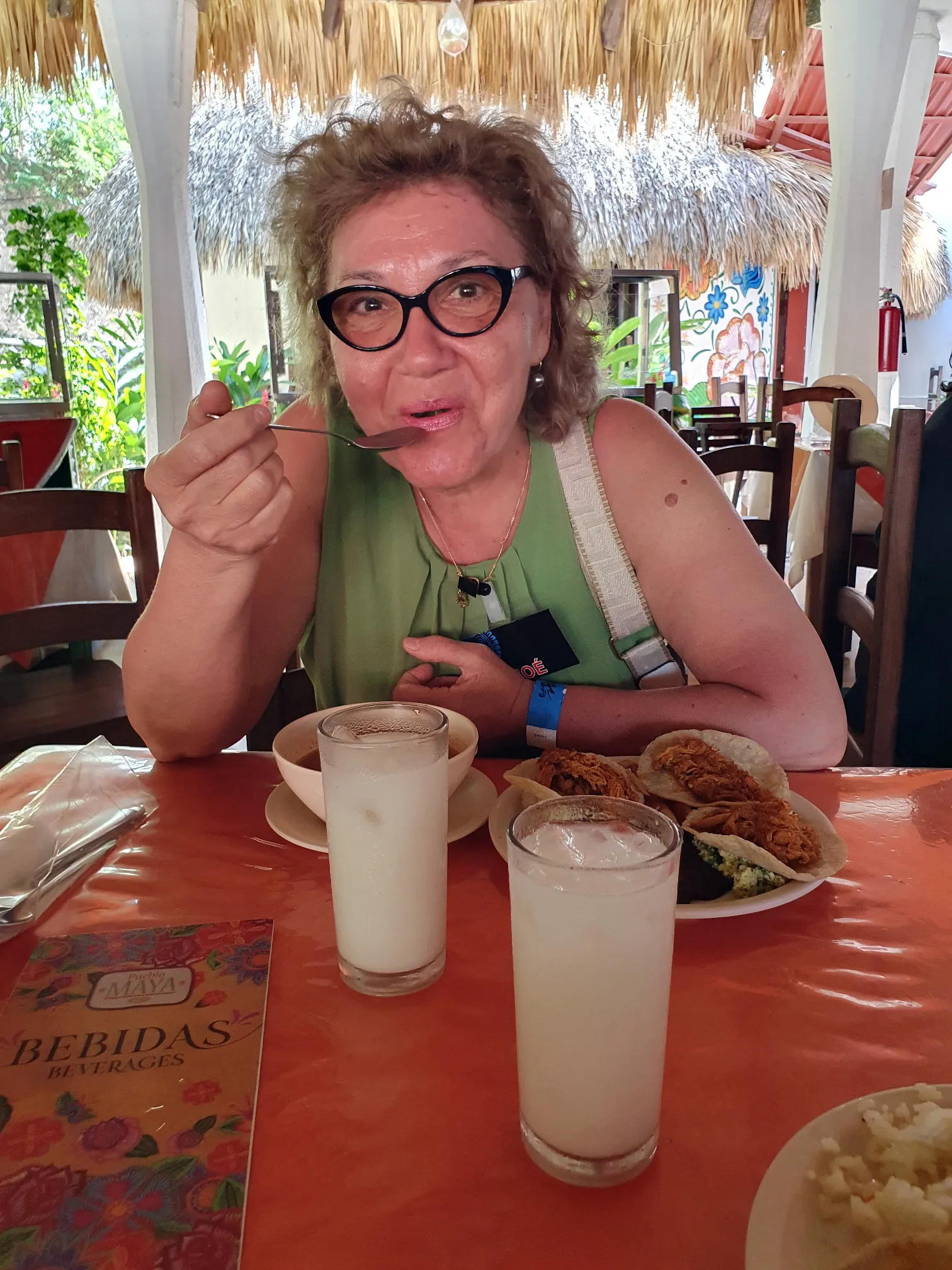 <img alt="" src="/user/pages/tecartmedia/mexiko/chichen-itza/chichen-itza-mittagsessen/20250205_104127.webp?title" />