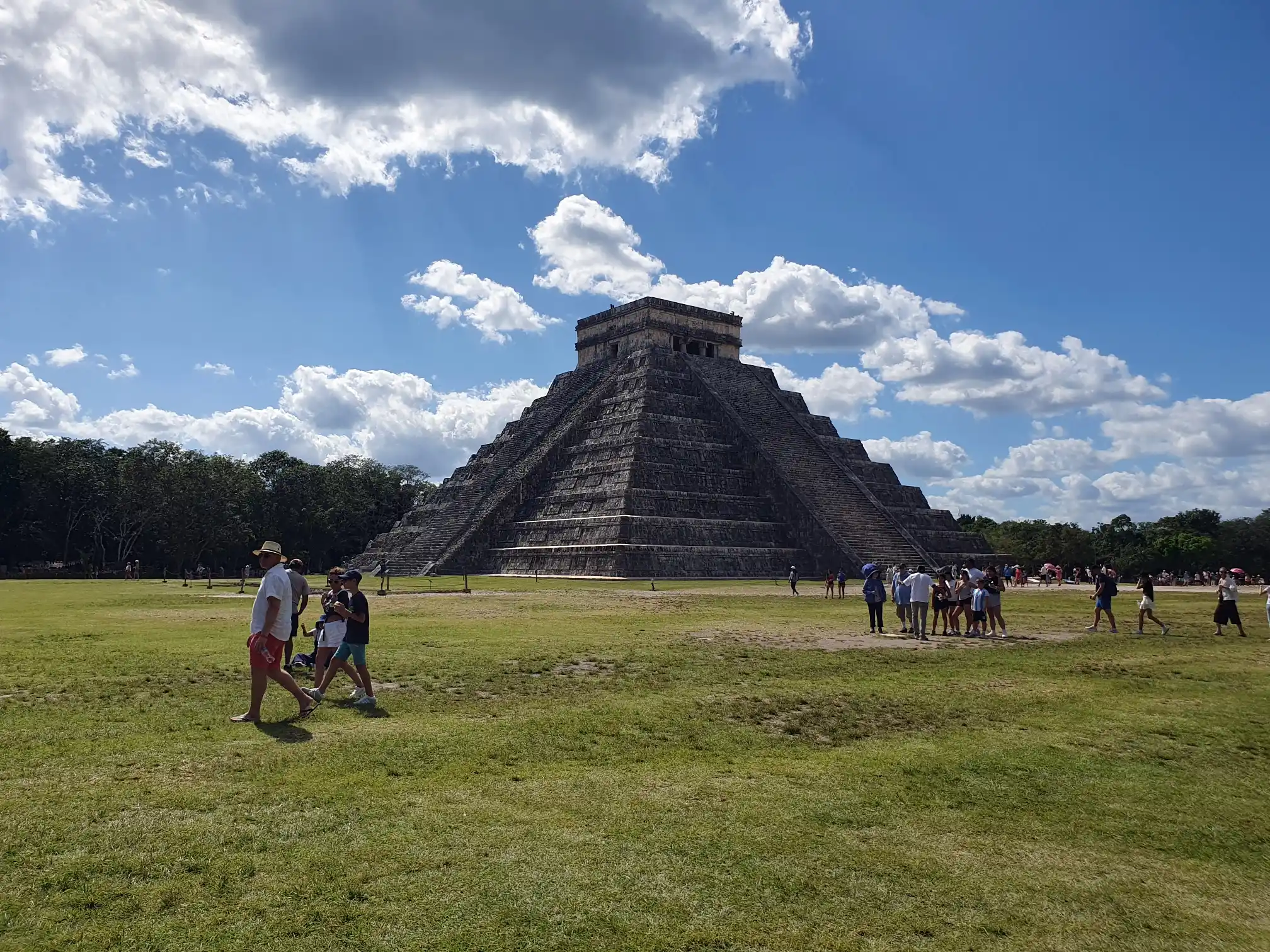 <img alt="" src="/user/pages/tecartmedia/mexiko/chichen-itza/chichen-itza/20250205_132959.webp?title" />